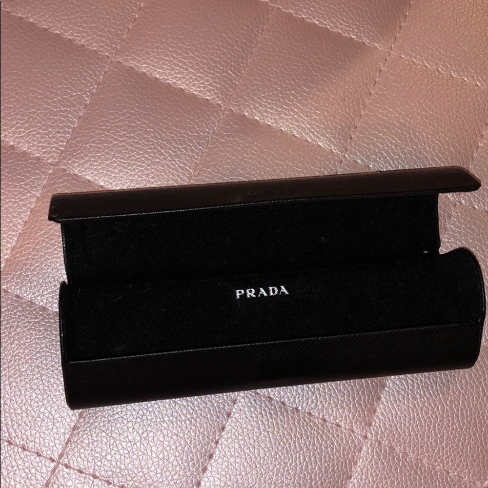 Prada Robot Keychain - Picture 2 of 5